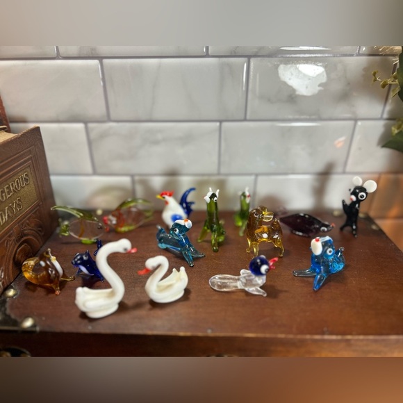 Minature Hand Blown Glass Animals Milk Glass Chicken Bird Mouse Dog etc, 15pcs - Picture 4 of 11